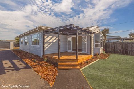 Photo of property in 75 Tedder Avenue, North New Brighton, Christchurch, 8083