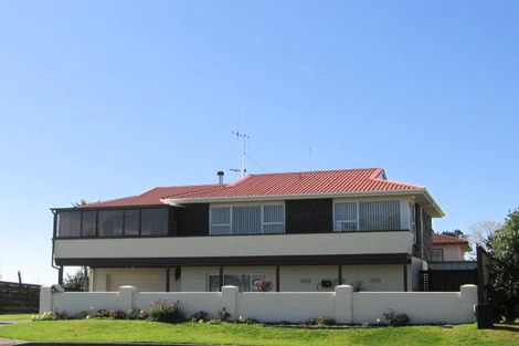 Photo of property in 18 Hilltop Road, Parkvale, Tauranga, 3112