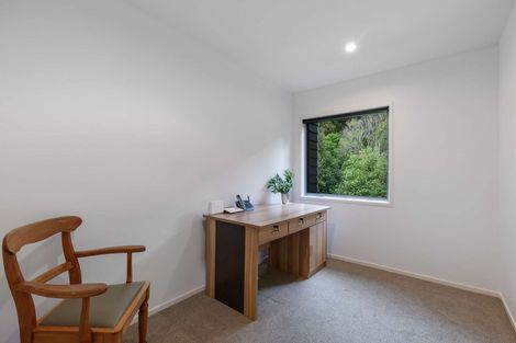 Photo of property in 1020b Scenic Drive North, Swanson, Auckland, 0816
