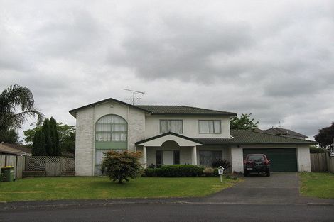 Photo of property in 16 Cumbrian Place, Conifer Grove, Takanini, 2112