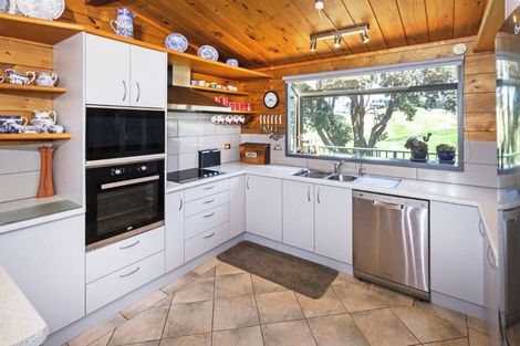 Photo of property in 444 Onemana Drive, Onemana, Whangamata, 3691