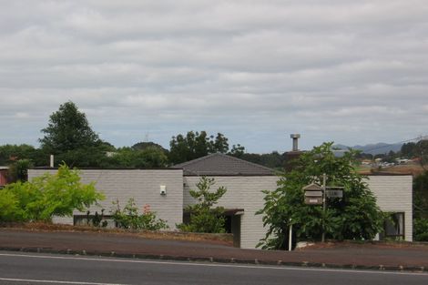 Photo of property in 2/459a Mount Albert Road, Mount Roskill, Auckland, 1041