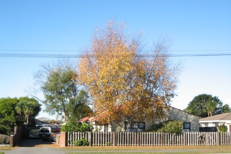 Photo of property in 1/840 Main North Road, Belfast, Christchurch, 8051
