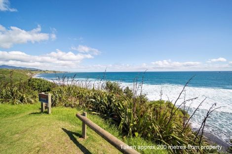 Photo of property in 6 Maui Place, Spotswood, New Plymouth, 4310