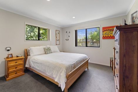 Photo of property in 1a Alexander Place, Otaki, 5512