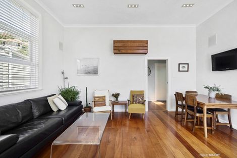 Photo of property in 30 Liffey Street, Island Bay, Wellington, 6023