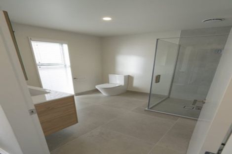 Photo of property in 2/43 Churton Crescent, Taita, Lower Hutt, 5011