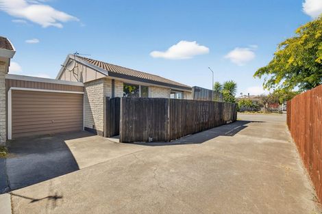 Photo of property in 1/83 Hay Street, Bromley, Christchurch, 8062