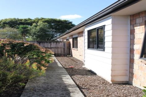 Photo of property in 14 Valley Road, Pukekohe, 2120