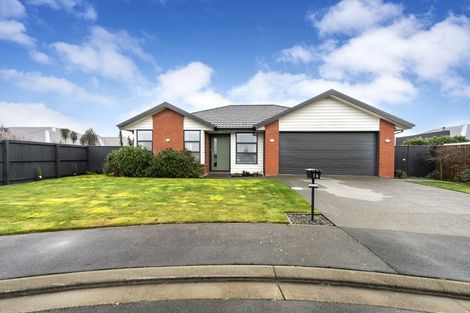 Photo of property in 16 Lloyds Close, Rolleston, 7614