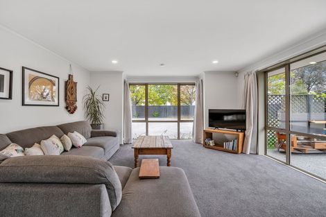 Photo of property in 36 Sovereign Gardens, Halswell, Christchurch, 8025