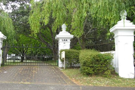 Photo of property in 14 Ambury Road, Mangere Bridge, Auckland, 2022