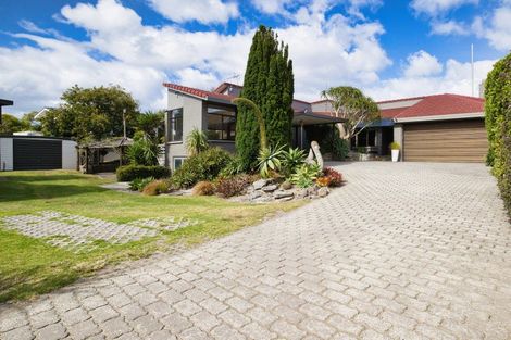 Photo of property in 12 Alamar Crescent, Mangawhai Heads, Mangawhai, 0505