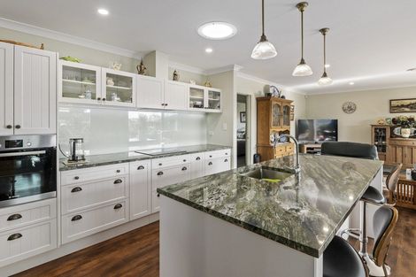 Photo of property in 10 Gladys Place, Levin, 5510