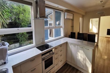 Photo of property in 14 Totara Grove, Hillcrest, Auckland, 0627