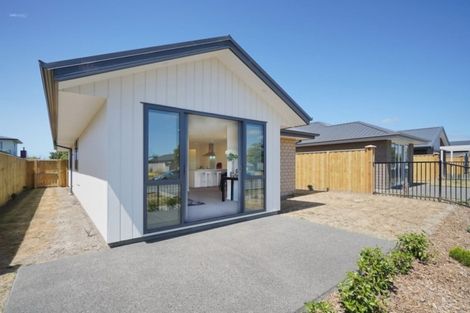 Photo of property in 49 Pegasus Boulevard, Pegasus, 7612