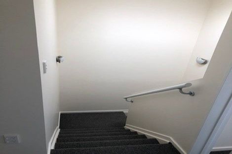 Photo of property in 4/3 Orwell Road, Greenhithe, Auckland, 0632