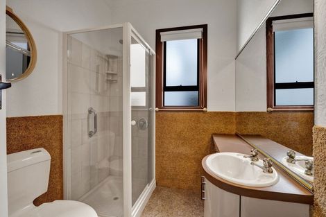 Photo of property in 13-15 Bayly Road, Moturoa, New Plymouth, 4310