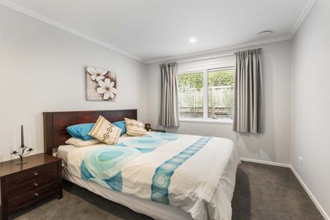 Photo of property in 10 Grenache Way, Kumeu, 0810