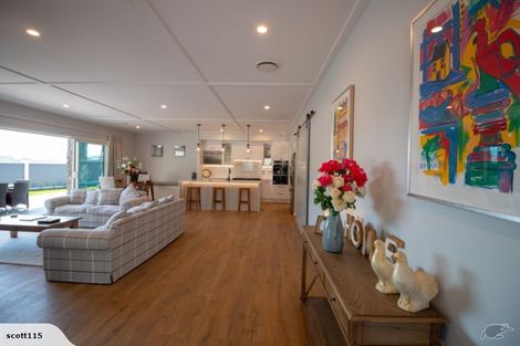 Photo of property in 52 Banks Boulevard, Whitby, Porirua, 5024