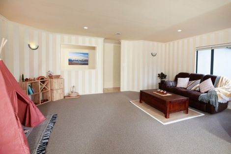 Photo of property in 27 Edenpark Drive, Rototuna North, Hamilton, 3210