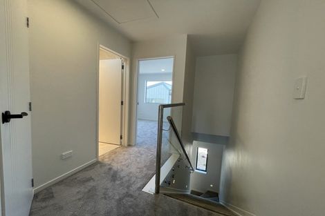 Photo of property in 16 Toanga Place, Mount Wellington, Auckland, 1062