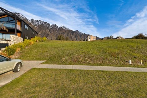 Photo of property in 9 Rannoch Drive, Jacks Point, Queenstown, 9371