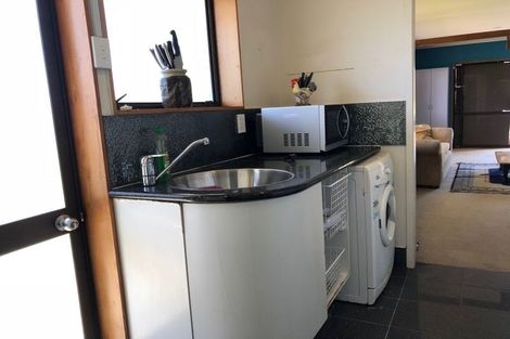 Photo of property in 264 State Highway 16, Kumeu, 0892