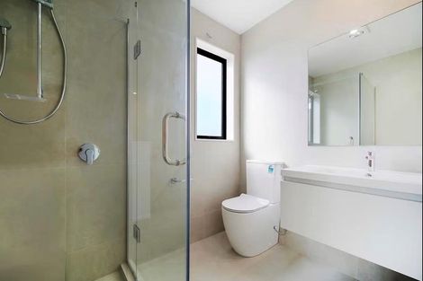 Photo of property in 60 Waipuhinui Way, Wiri, Auckland, 2104