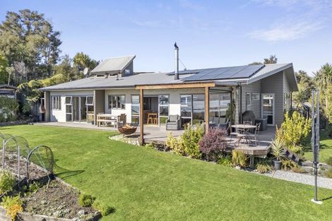 Photo of property in 30 Ruataniwha Drive, Collingwood, 7073