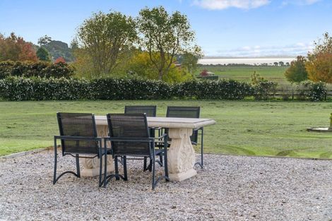 Photo of property in 64 Porterfield Road, Whitford, Howick, 2571