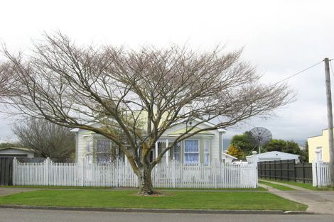 Photo of property in 148 Cambridge Street, Levin, 5510