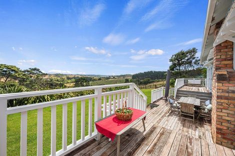 Photo of property in 176 Valley Road, Waitoki, Kaukapakapa, 0871