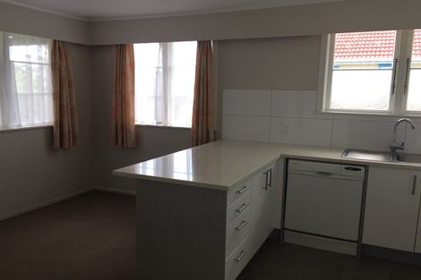 Photo of property in 1/15 Kent Road, Manurewa, Auckland, 2102
