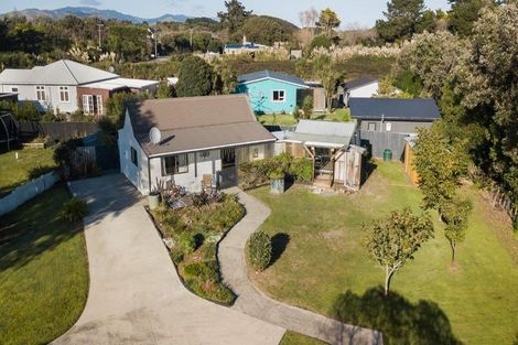 Photo of property in 2 Paetawa Road, Peka Peka, Waikanae, 5391