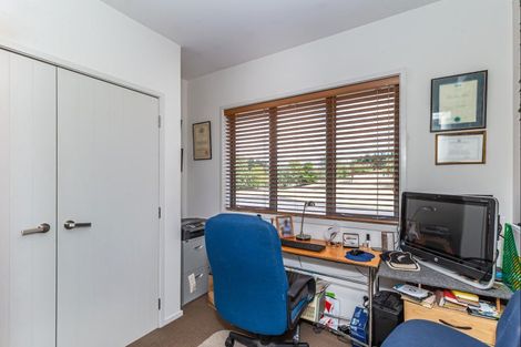 Photo of property in 68 Waitarere Rise Avenue, Waitarere, Levin, 5510