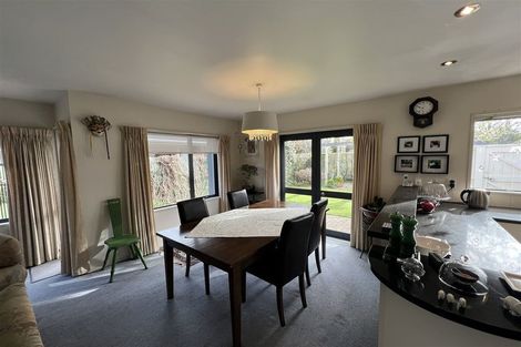 Photo of property in 275 Memorial Avenue, Burnside, Christchurch, 8053