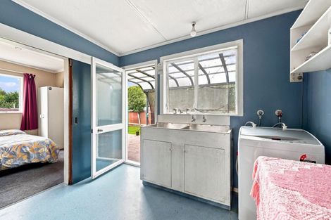 Photo of property in 34 Polson Street, Castlecliff, Whanganui, 4501