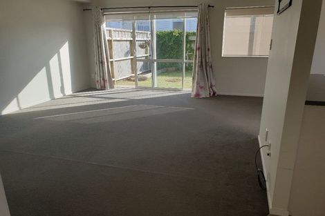 Photo of property in 45d Swanson Road, Henderson, Auckland, 0610