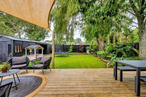 Photo of property in 21 Gaine Street, New Plymouth, 4310