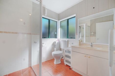 Photo of property in 14 Waimoko Glen, Swanson, Auckland, 0612