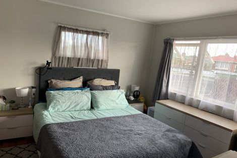 Photo of property in 6 Valentine Street, Papakura, 2110