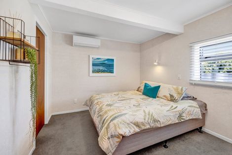 Photo of property in 5 Scott Street, Moturoa, New Plymouth, 4310