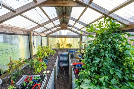 Photo of property in 150 Otaihanga Road, Otaihanga, Paraparaumu, 5036