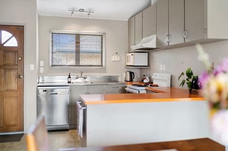 Photo of property in 50 Eversham Road, Mount Maunganui, 3116