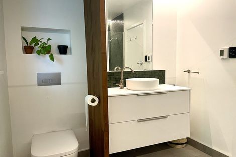 Photo of property in 15 Montreal Grove, Kingston, Wellington, 6021