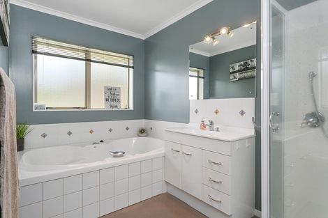 Photo of property in 8 Cedar Way, Morrinsville, 3300