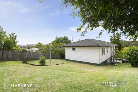 Photo of property in 35 South Lynn Road, Titirangi, Auckland, 0604