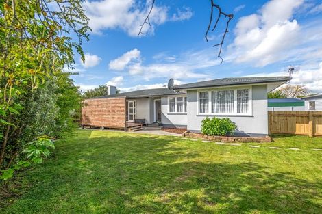 Photo of property in 10 Rimu Place, Cloverlea, Palmerston North, 4412