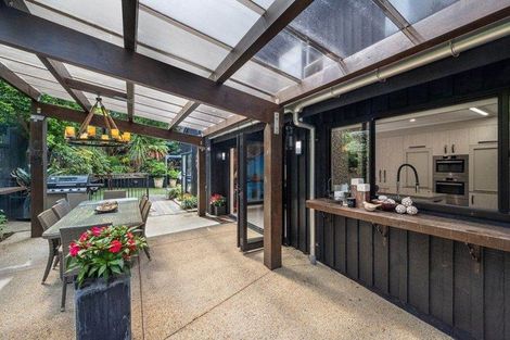 Photo of property in 80a Beach Road, Mellons Bay, Auckland, 2014